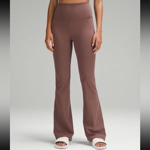 Lululemon Groove Super High Rise Flared Pant Nulu - Regular